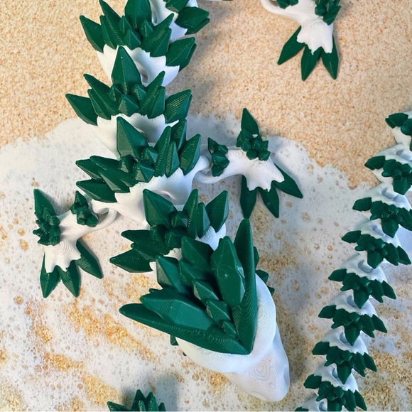 3D Printed Articulated Dragon Green/White 21" - Picture 6 of 12